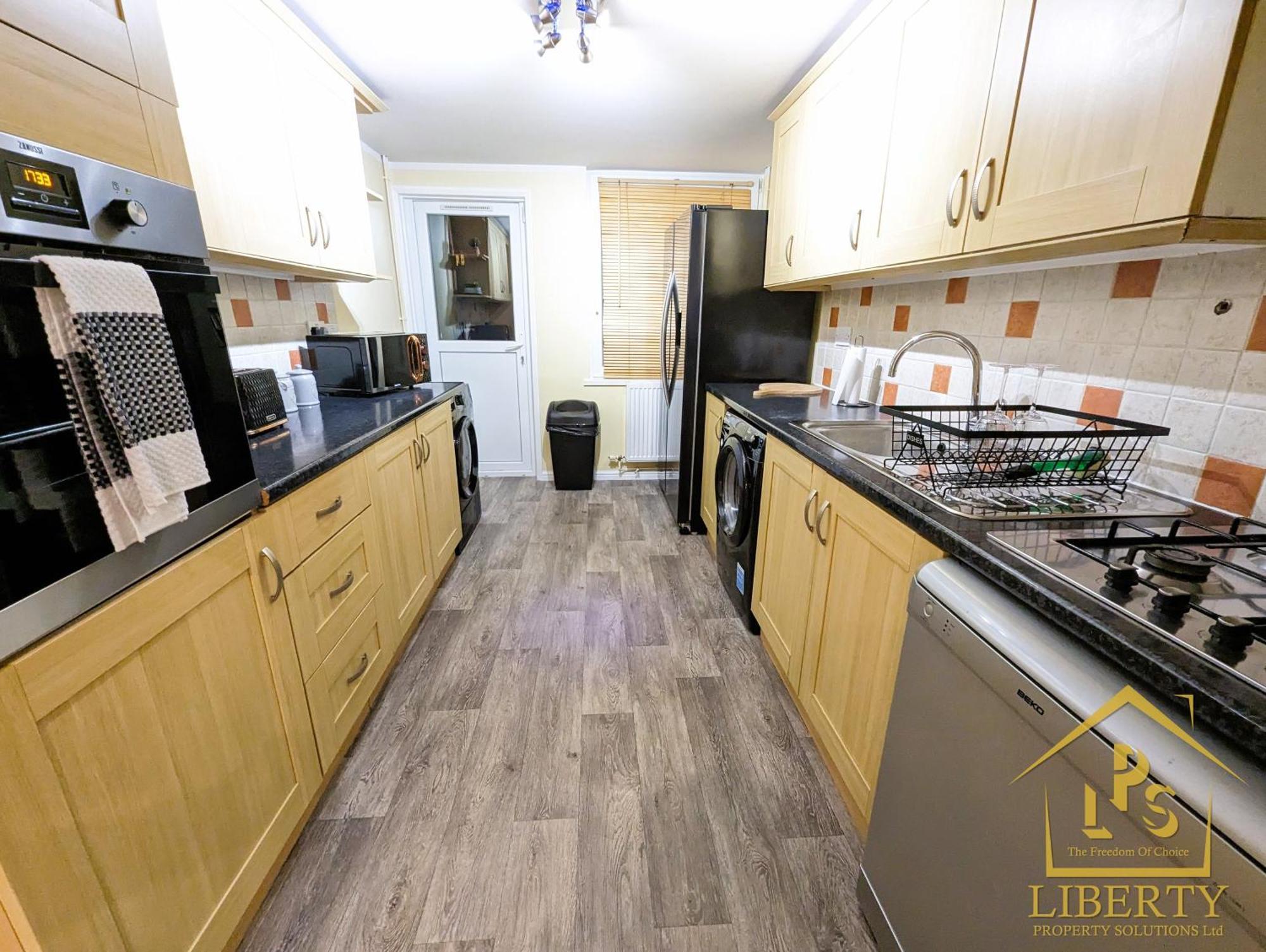 6 Guests * 4 Bedroom * Free Wi-Fi *هنتينجتون المظهر الخارجي الصورة