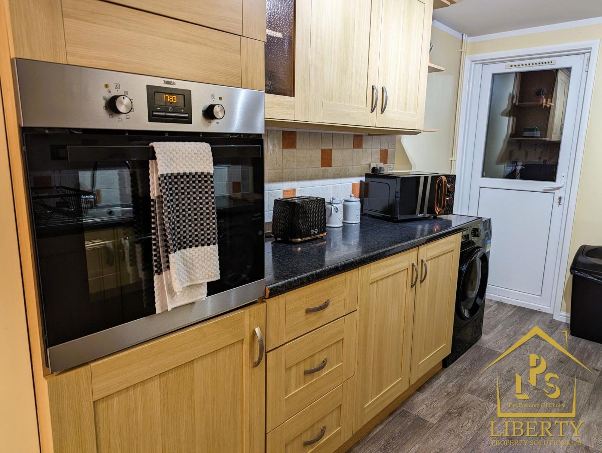 6 Guests * 4 Bedroom * Free Wi-Fi *هنتينجتون المظهر الخارجي الصورة